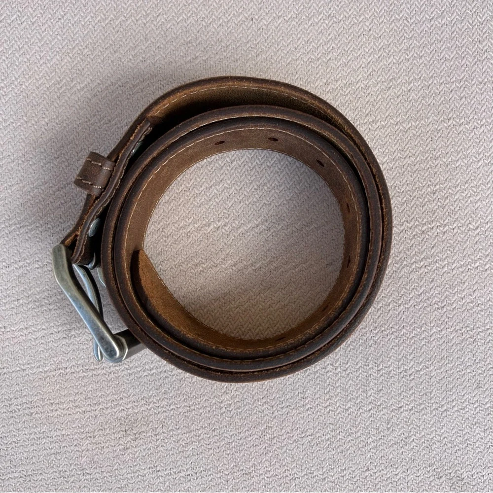 Levi's Men's Genuine Distressed Leather‎ Heavy Roller Buckle Brown Belt M 34/36